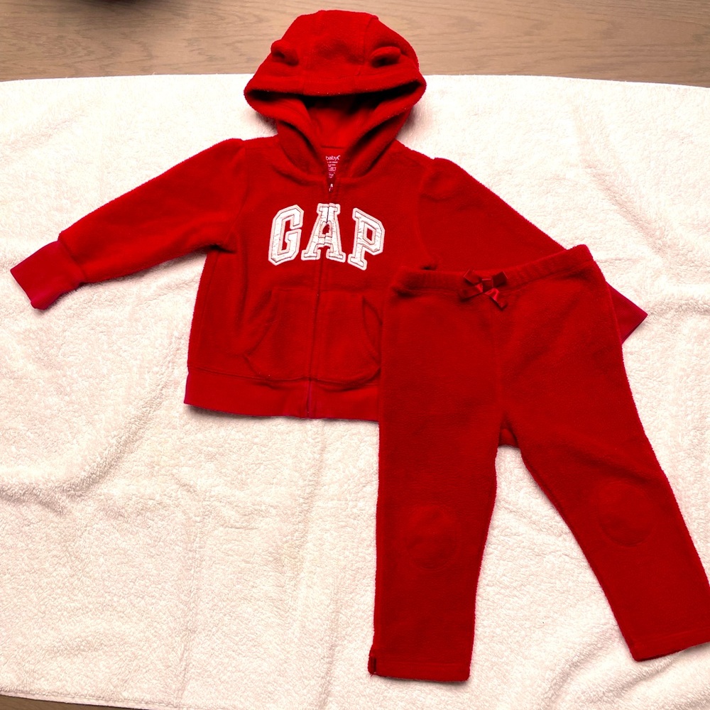 Baby Gap red Logo sweat set